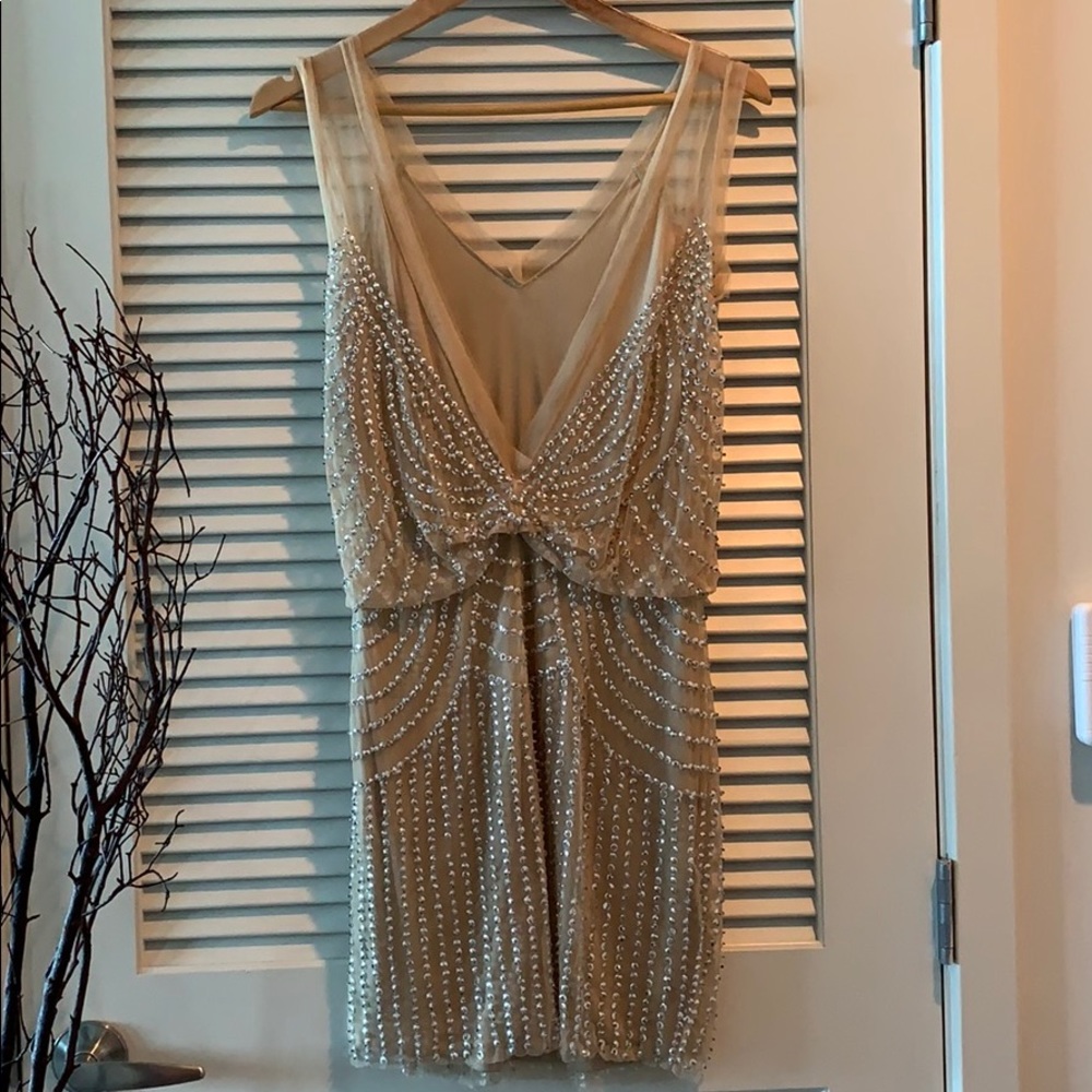Dress - Picture 3 of 4